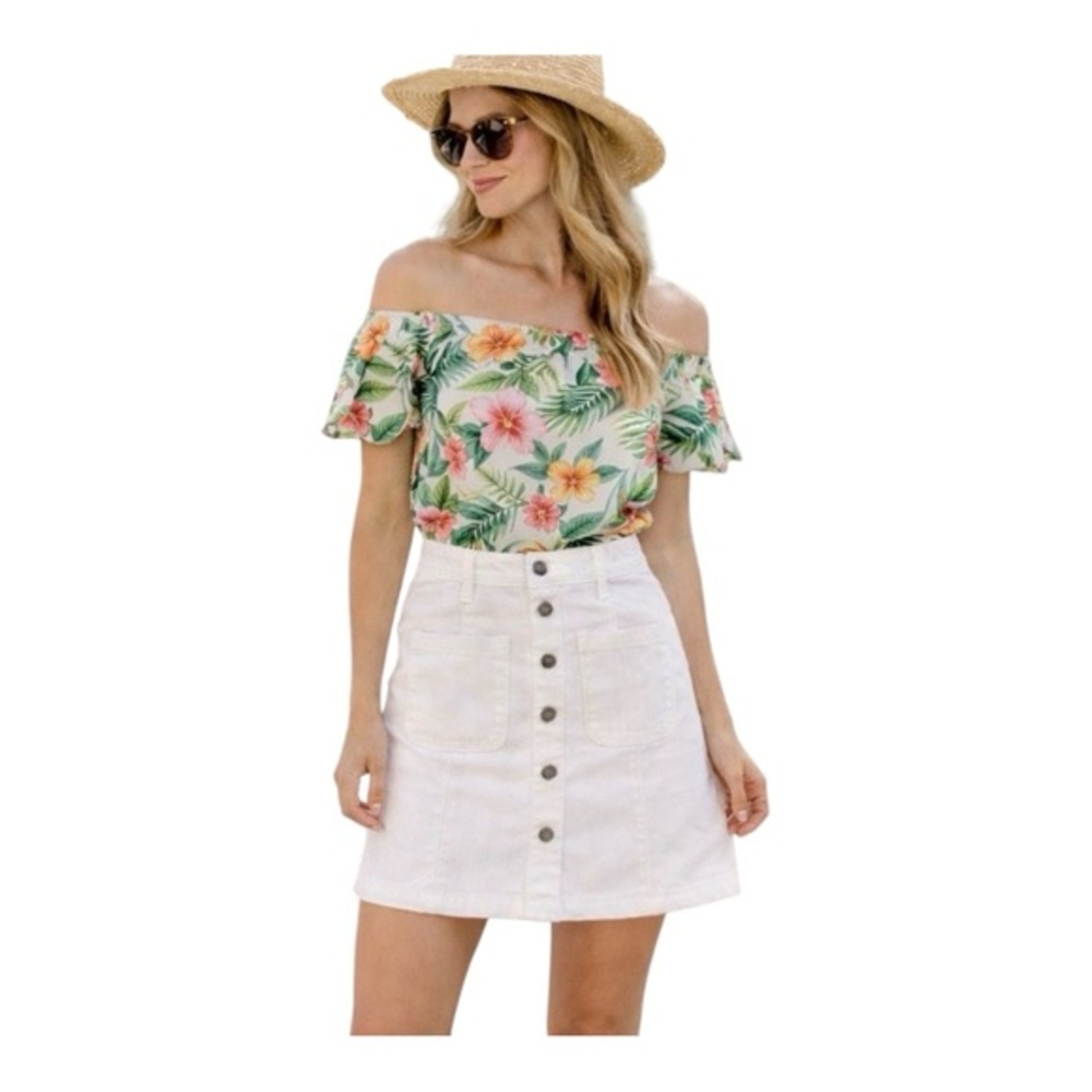 Veronica Beard White Button Front Denim Mini Skirt 4 Modern Polished Coastal